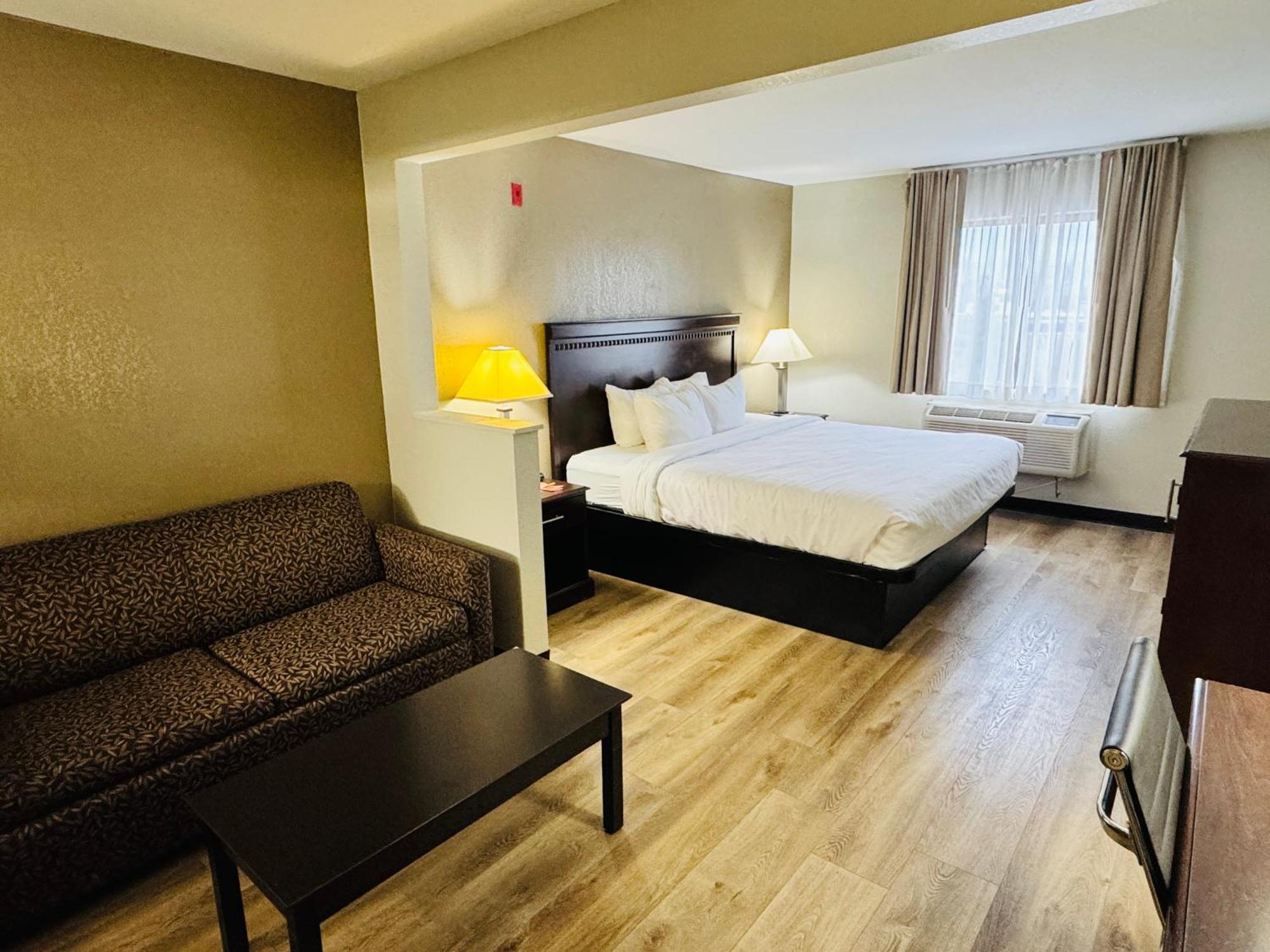 Econo Inn&suites 2*