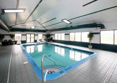Econo Inn&suites Hotel 2*