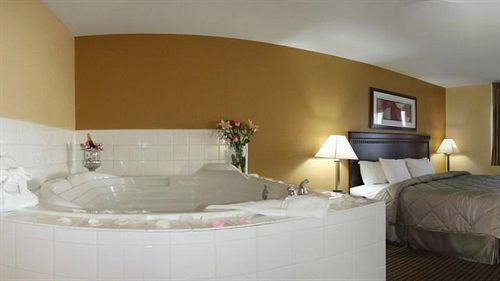 Hotel Econo Inn&suites 2*